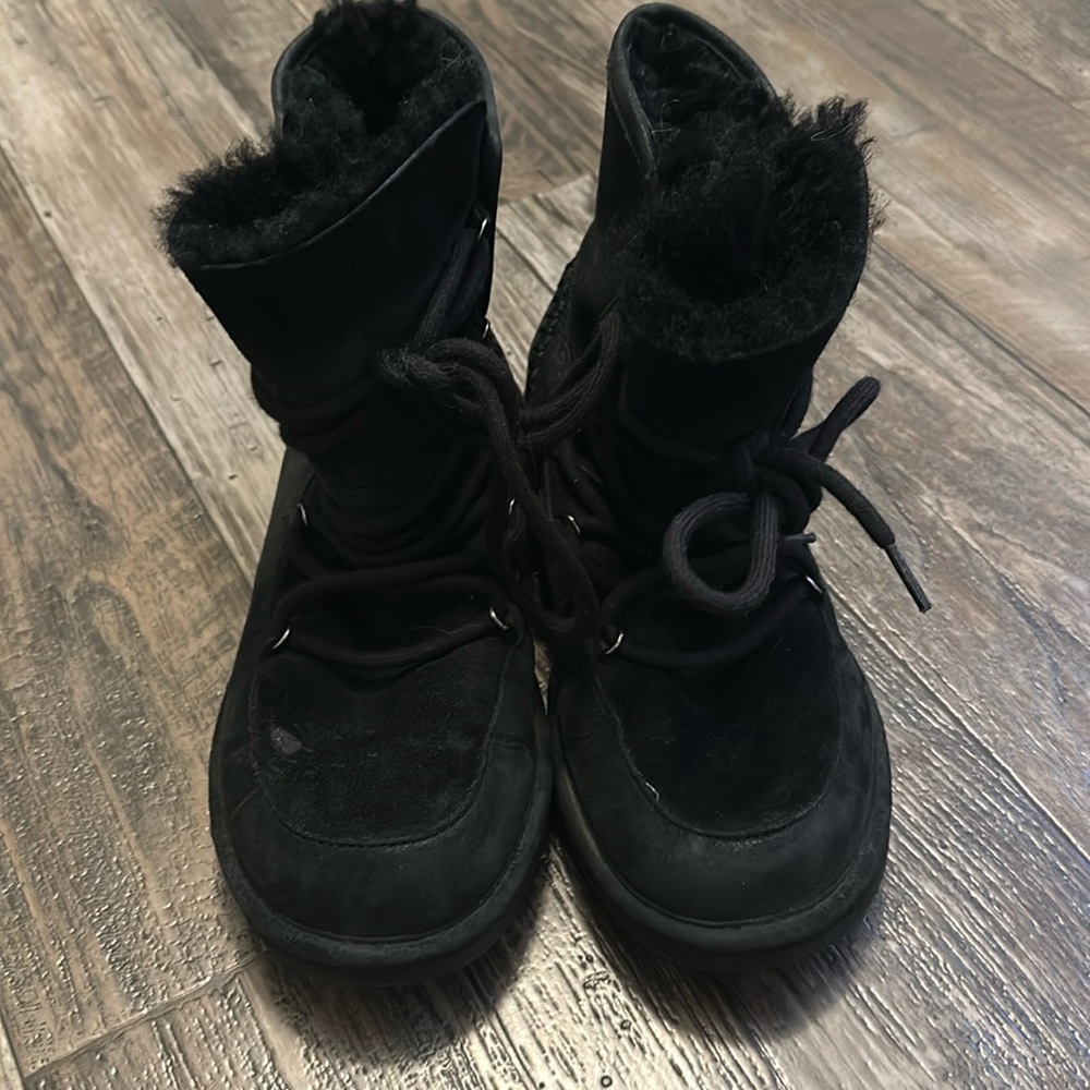 Ughh Lodge Boots